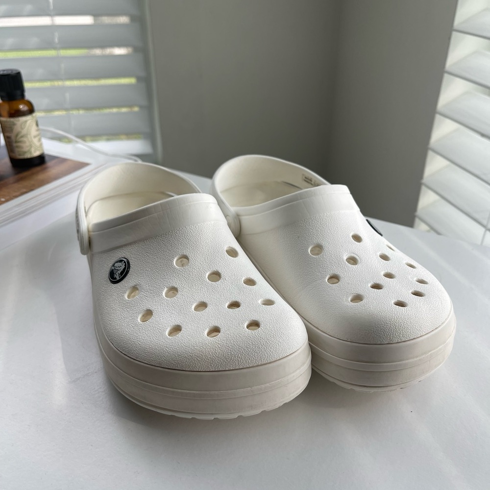 Crocs Unisex-Adult Classic Clogs
